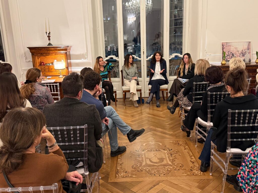 4 Marzo 2026 al Salotto Colla per la presentazione del libro "Le Mani di Gloria", OM Edizioni.


